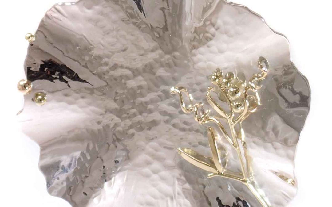 Zilveren hanger met gouden Lathyrus