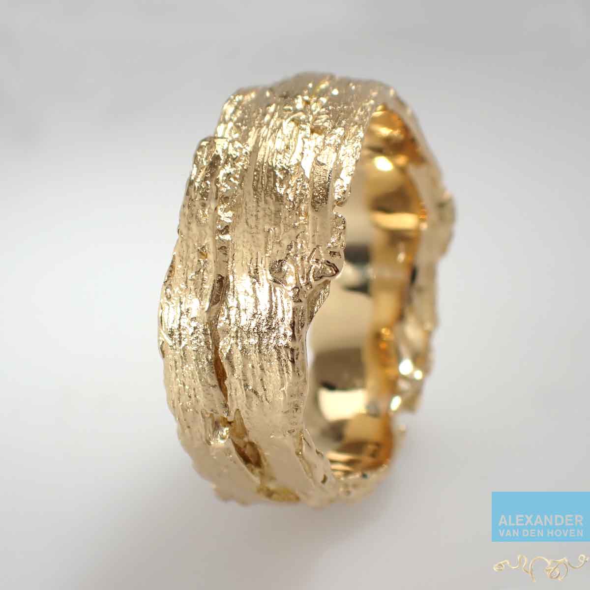 18k-Geelgouden-grillige-ruw-ring-schors-goudsmid