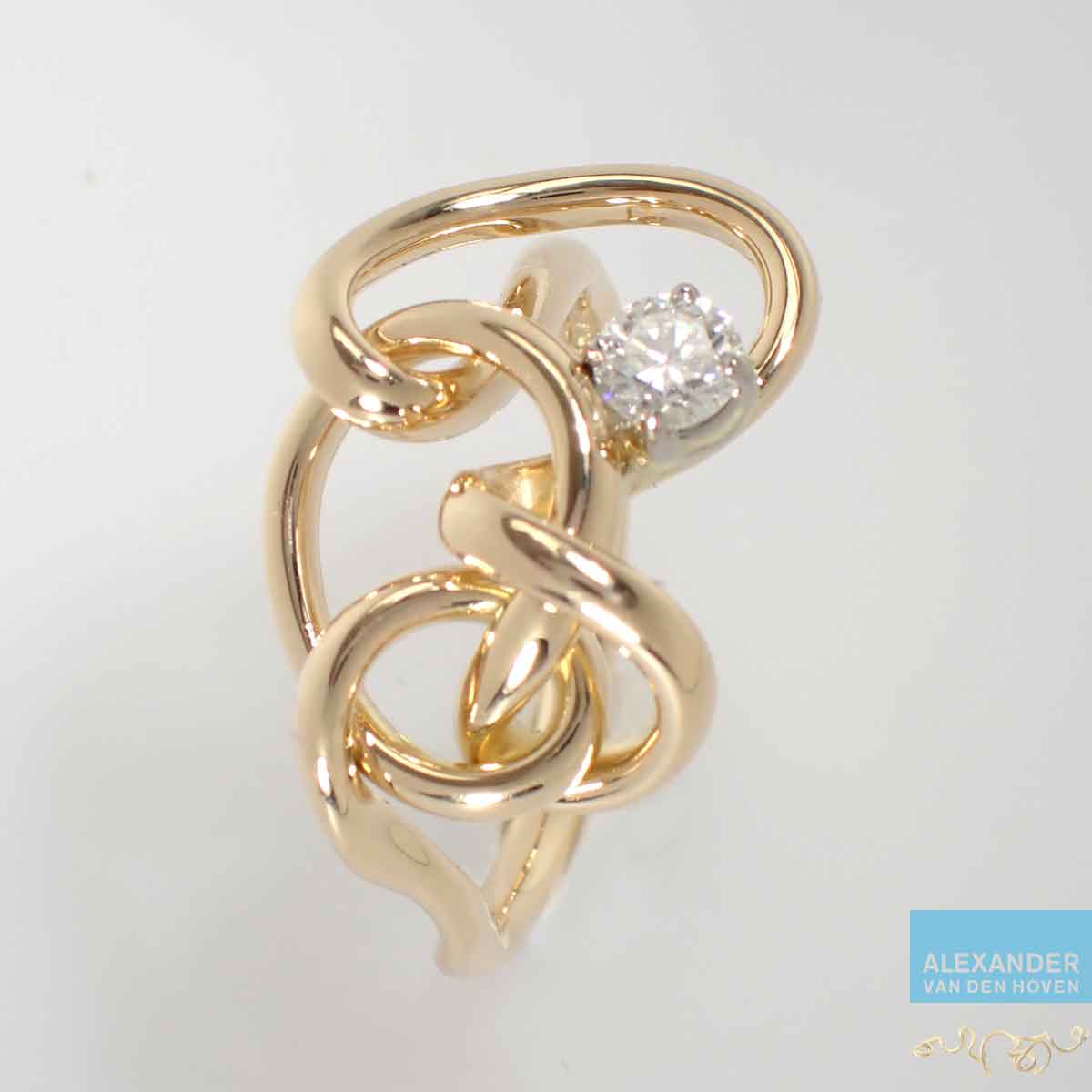 geelgouden-golf-ring-diamant-briljant-labgrown